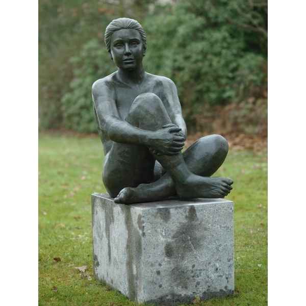 Femme nue assise -B1091